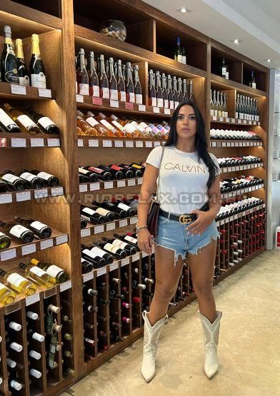 transex RJ Arianna B f05a93